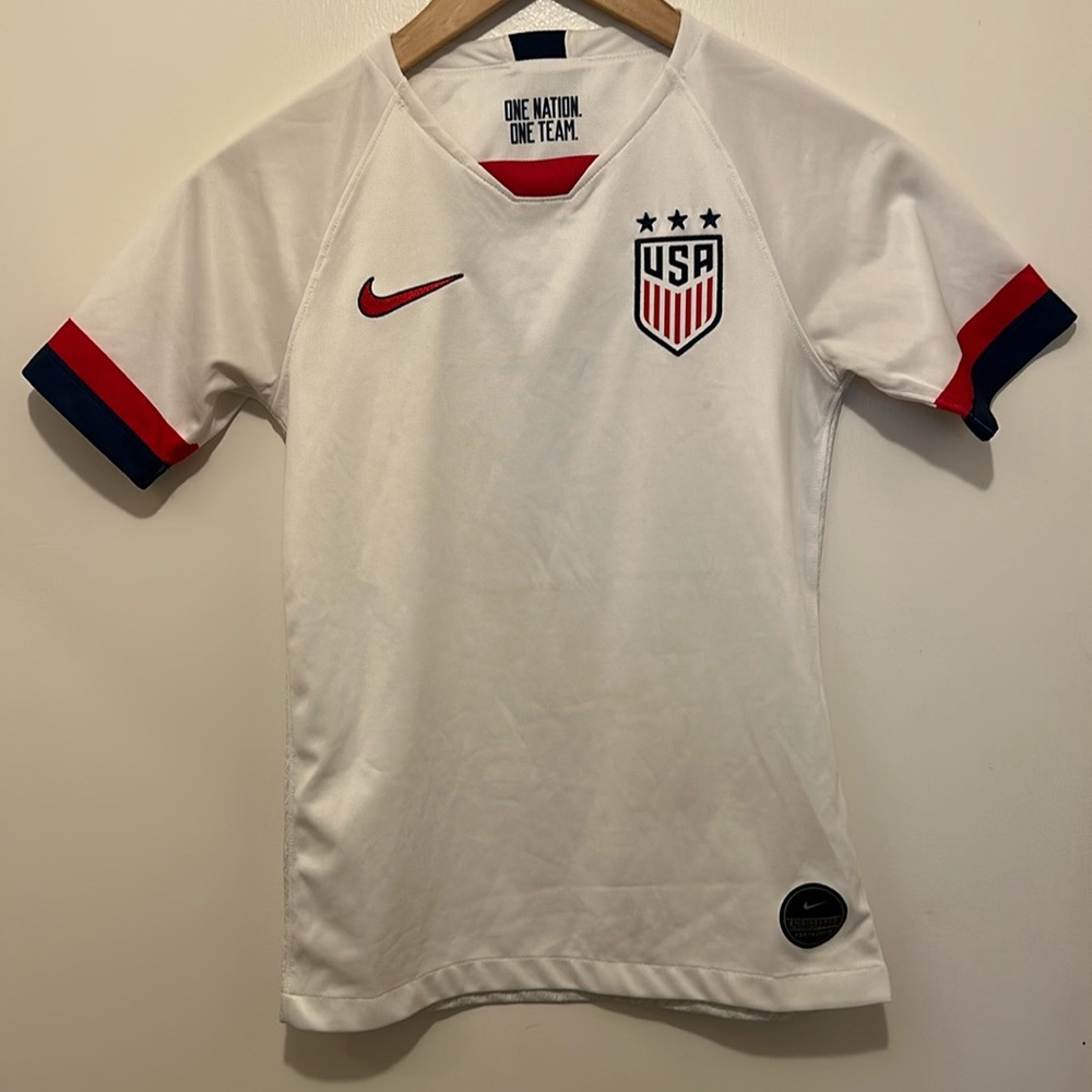Nike Women's US Soccer Jersey - Youth Medium